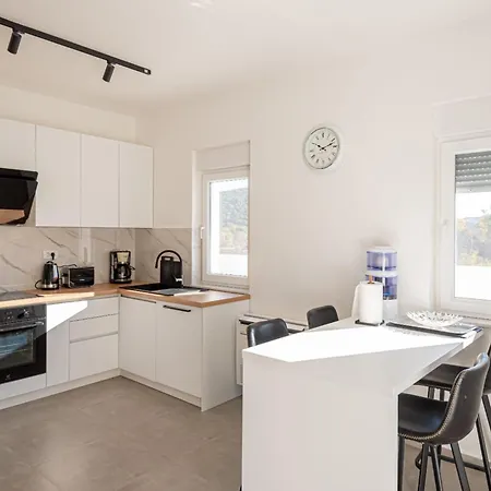 Iva - Three Bedroom *