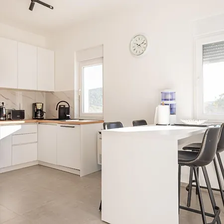 Vakantiehuis Iva - Three Bedroom