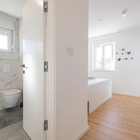 Iva - Three Bedroom *