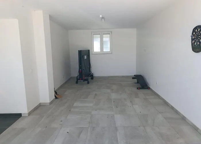 Iva - Three Bedroom Sibenik