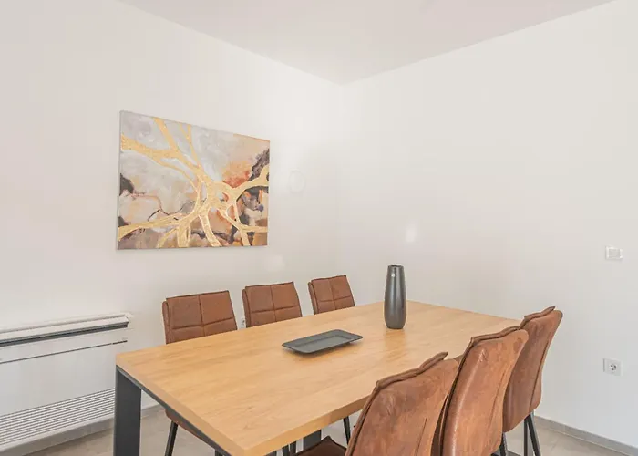 Vikendica Iva - Three Bedroom *