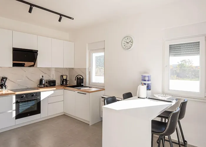 Iva - Three Bedroom *