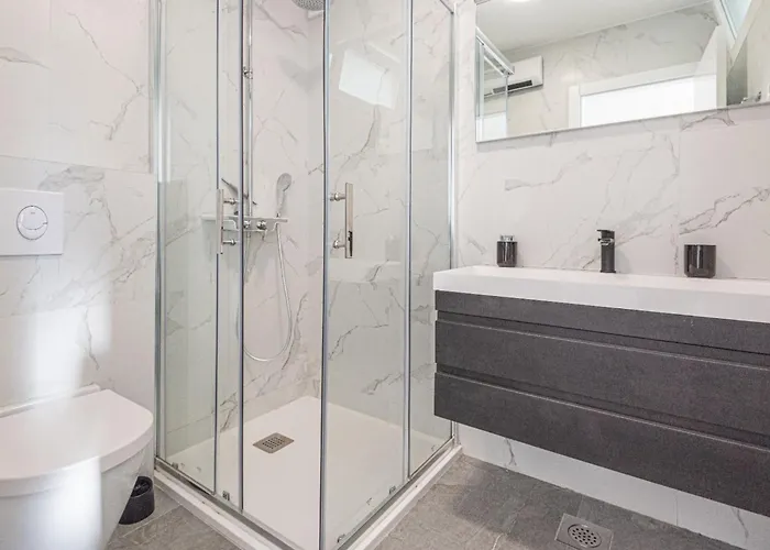 Iva - Three Bedroom Vikendica Sibenik